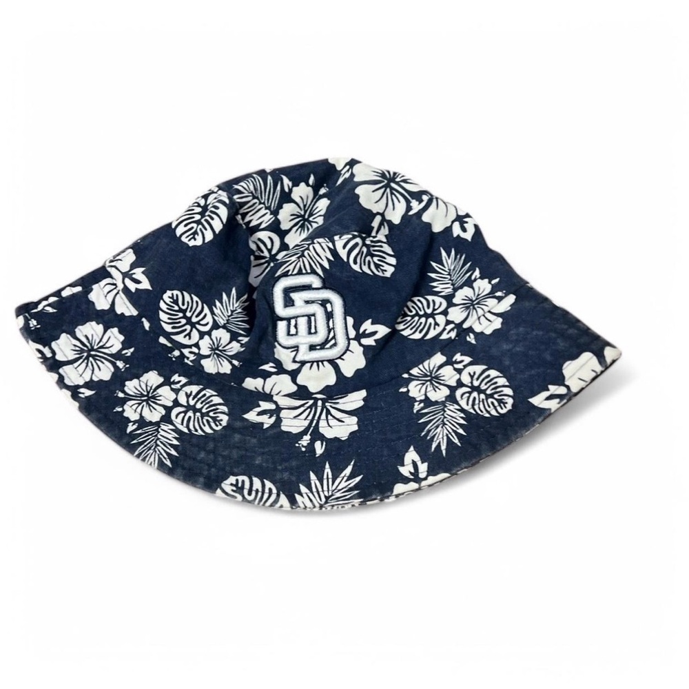 San Diego Embroidered Hawaiian Navy Blue Women's Bucket Hat